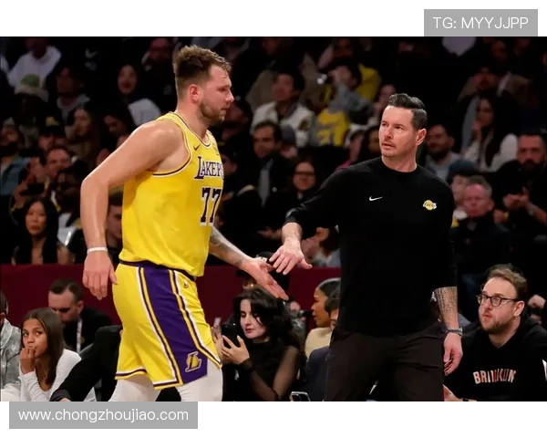 雷迪克：东契奇助攻我们打出连胜势头